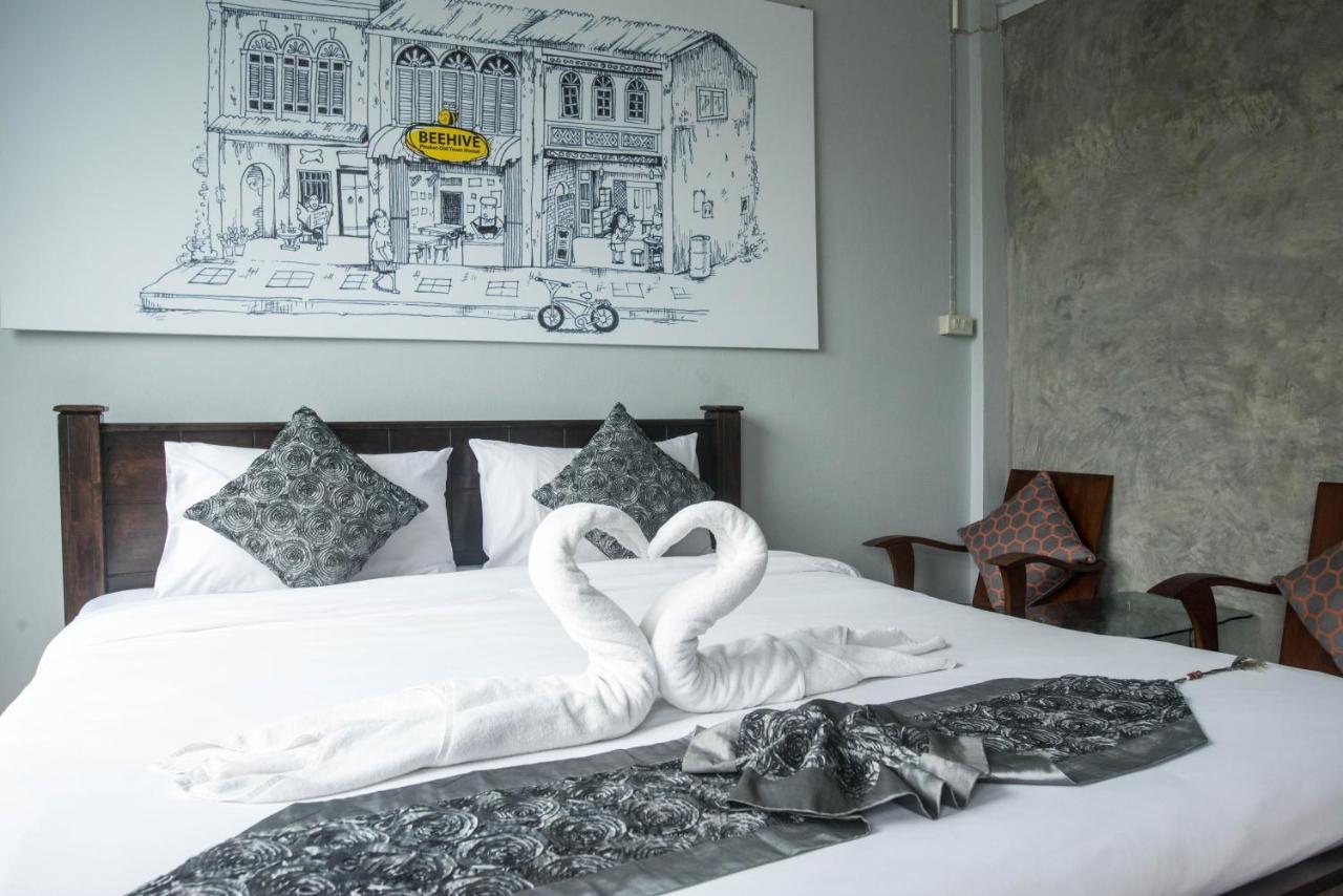 Beehive Phuket Old Town Hostel Екстериор снимка